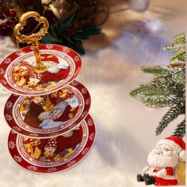 Cake and Cupcake Santa Claus Holder for Christmas