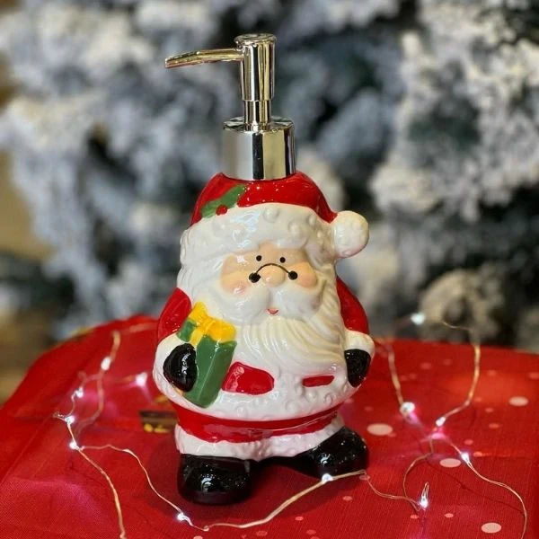 Kitchen Christmas Glassware